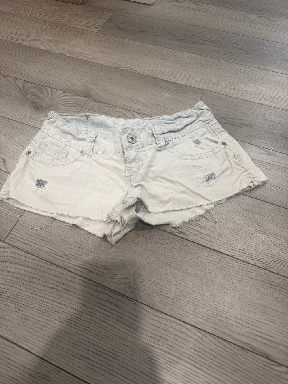Amethyst Jeans Light Wash White Denim Cutoff Shorts